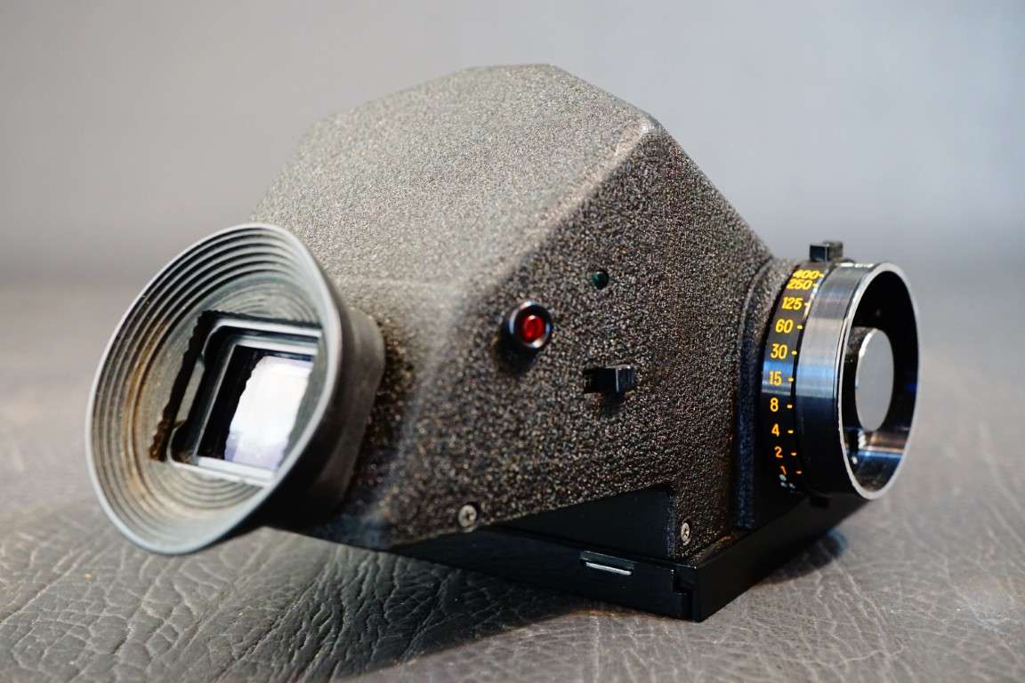 **Meter Works** Mamiya RB67 CDS Meter Prism Finder RB67 S SD Cameras **Great Condition**
