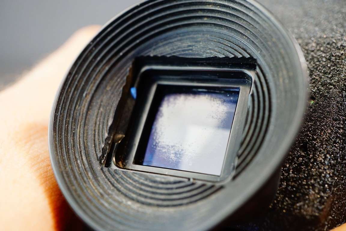 **Meter Works** Mamiya RB67 CDS Meter Prism Finder RB67 S SD Cameras **Great Condition**