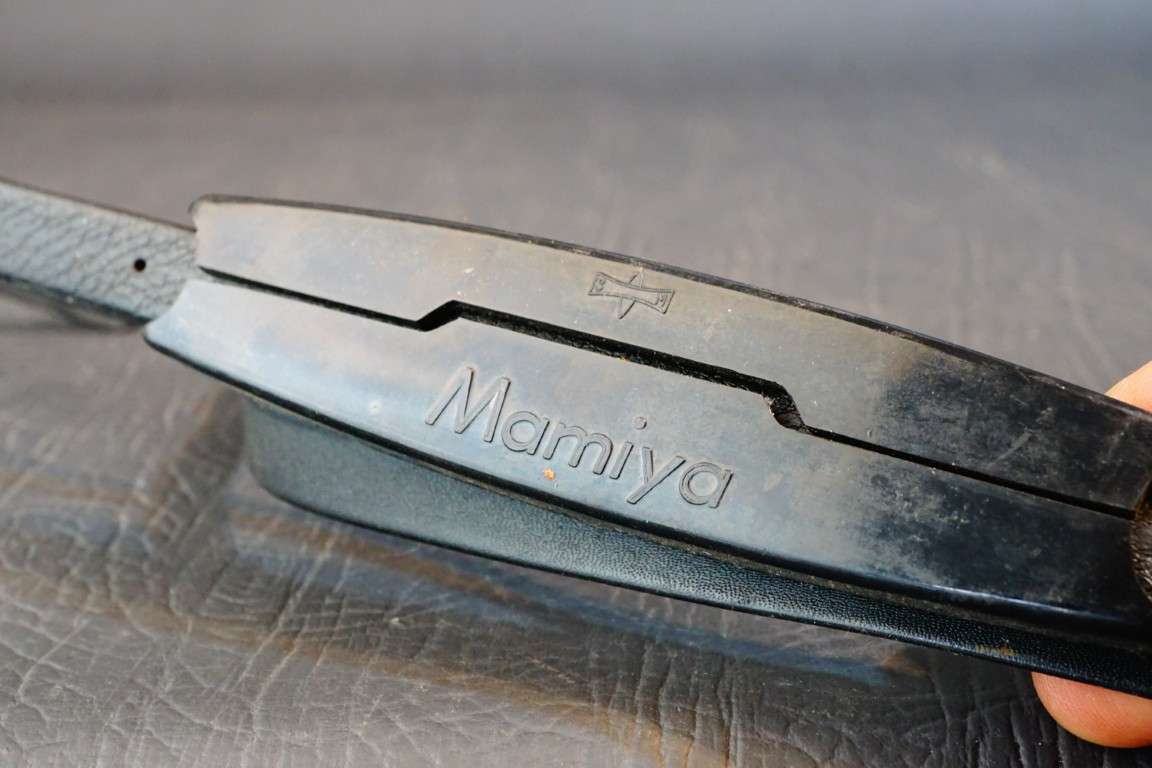 Mamiya Genuine Neck Shoulder Strap With Lugs For RB67 RZ67 M645 **Good Condition**