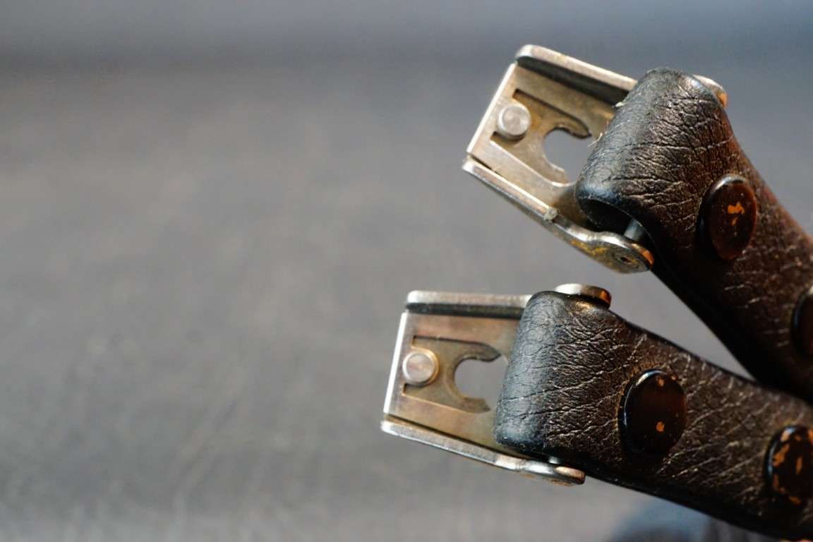 Mamiya Genuine Neck Shoulder Strap With Lugs For RB67 RZ67 M645 **Good Condition**