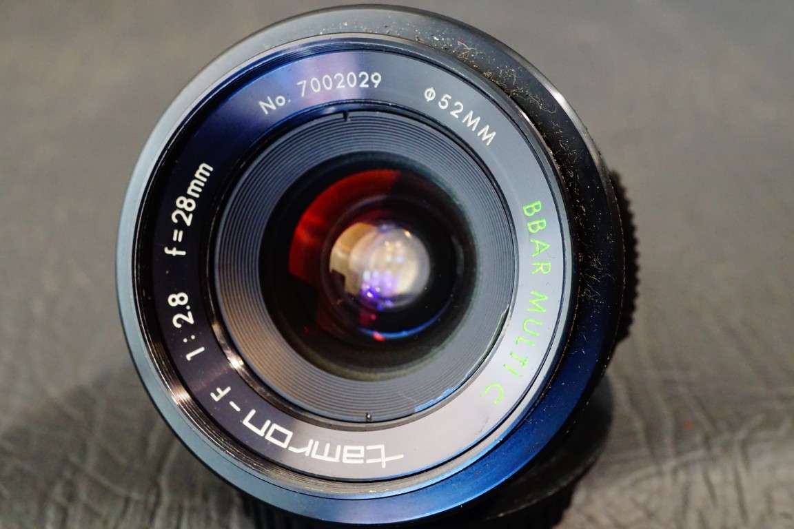 Tamron F BBAR Multi C 28mm F2.8 Lens in M42 Screw Mount **Great Condition**