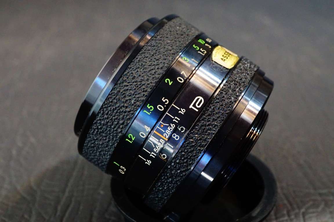 Tamron F BBAR Multi C 28mm F2.8 Lens in M42 Screw Mount **Great Condition**