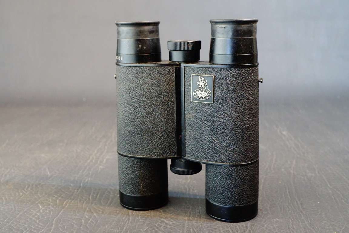 Tasco Model No. 150 8x32mm Binoculars 435 ft at 1000 yds