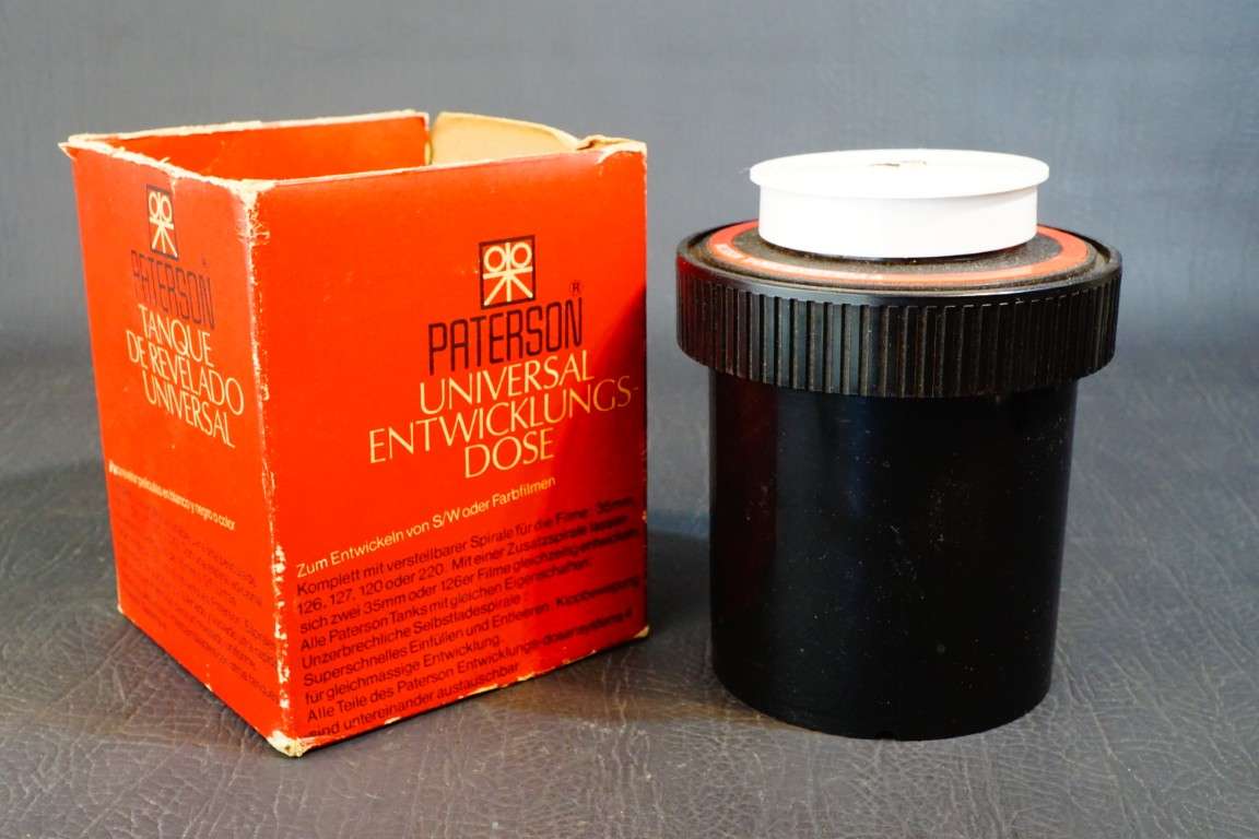 Paterson Universal Tank Super System 4 with Two Auto Load Reels **Good Condition**