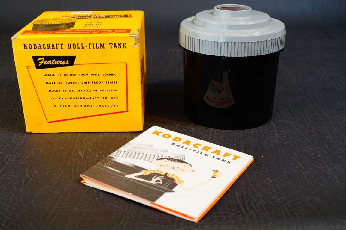 Eastman Kodak Kodacraft Roll Film Tank 120/620/127 In Original Box **Good Condition**