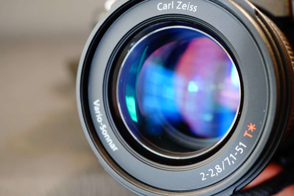 Sony Cyber-Shot DSC-F828 8.0MP Digital Camera in Box **Great Condition**