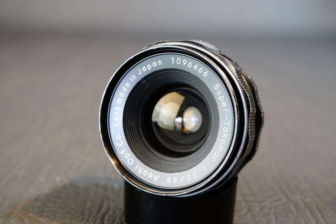 Asahi Super Takumar 35mm F3.5 Lens in M42 Screw Mount  **Good Condition**