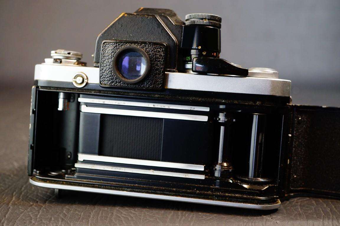 Nikon F2S Photomic 35mm SLR with DP-2 Finder and Nikkor 50mm F2 Lens **Good Condition**