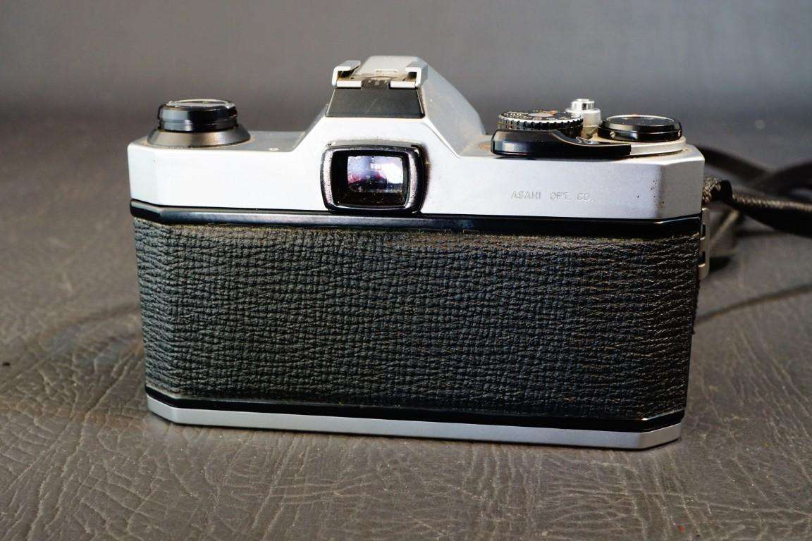 Pentax K1000 35mm SLR Camera with SMC Pentax-A 50mm F2 Lens  **Great Condition**