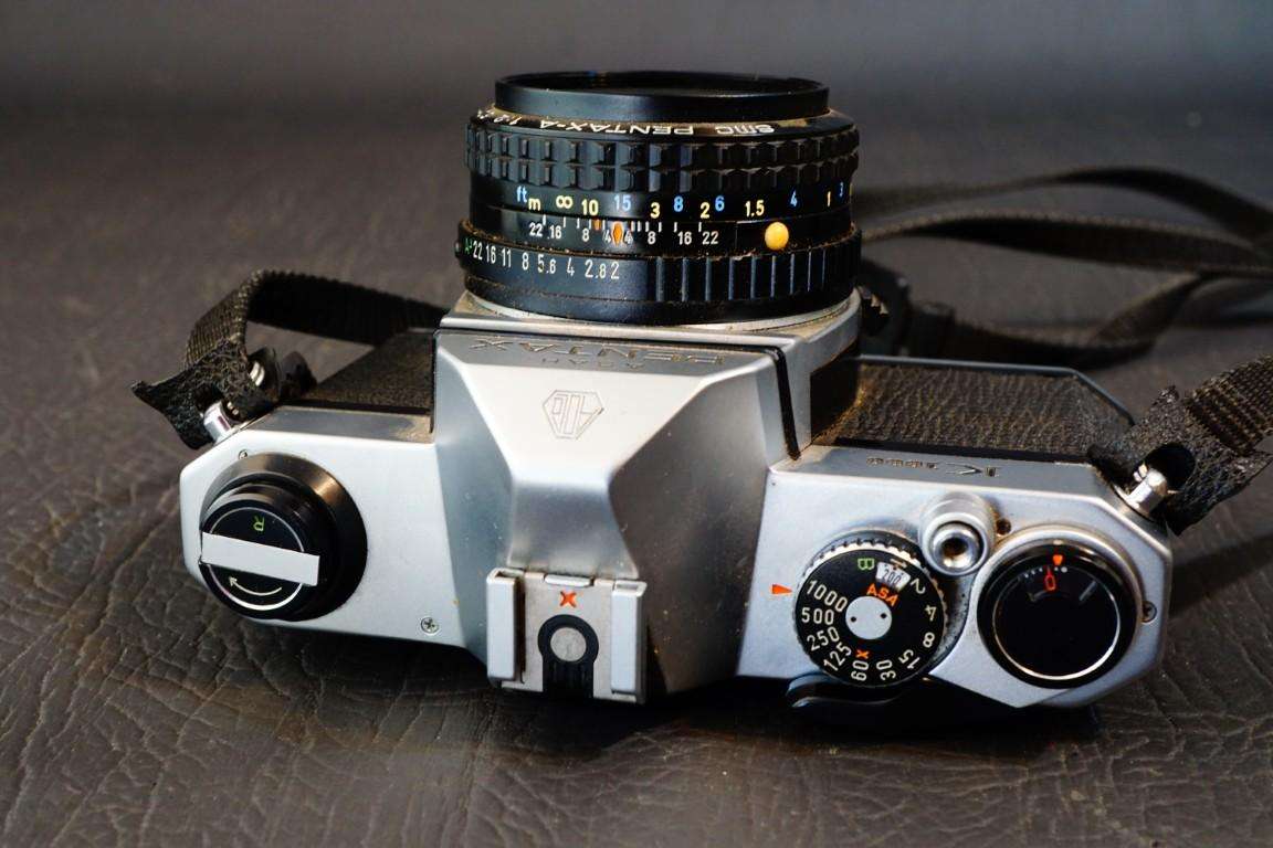 Pentax K1000 35mm SLR Camera with SMC Pentax-A 50mm F2 Lens  **Great Condition**