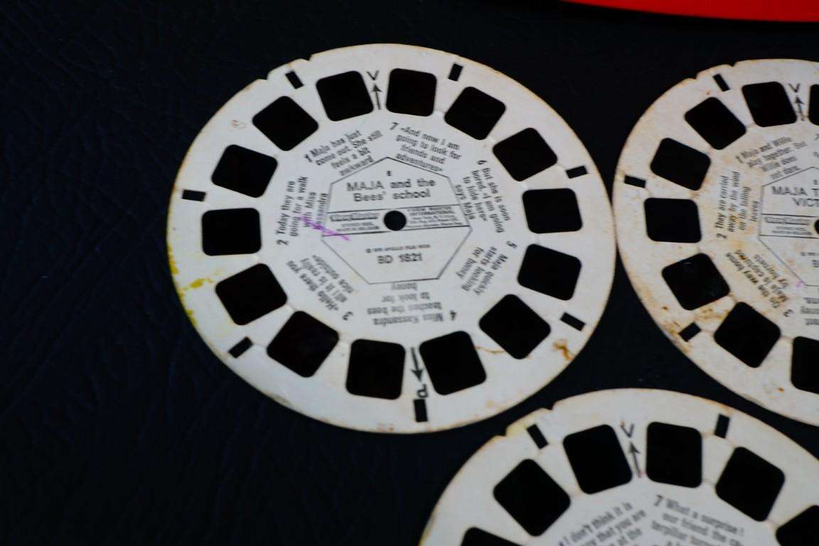 Vintage 3D View-Master ViewMaster Red with 5 Reels **Good Condition**