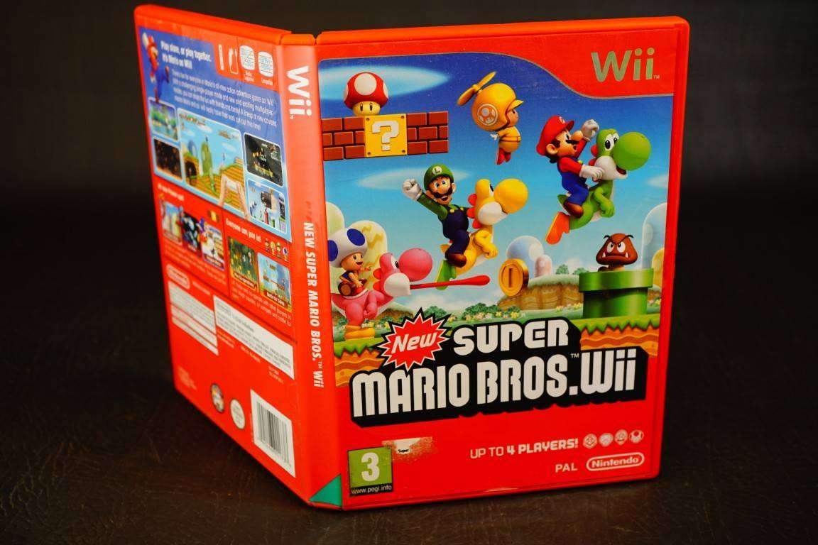New Super Mario Bros. Wii (Nintendo Wii, 2009) Complete with Manual