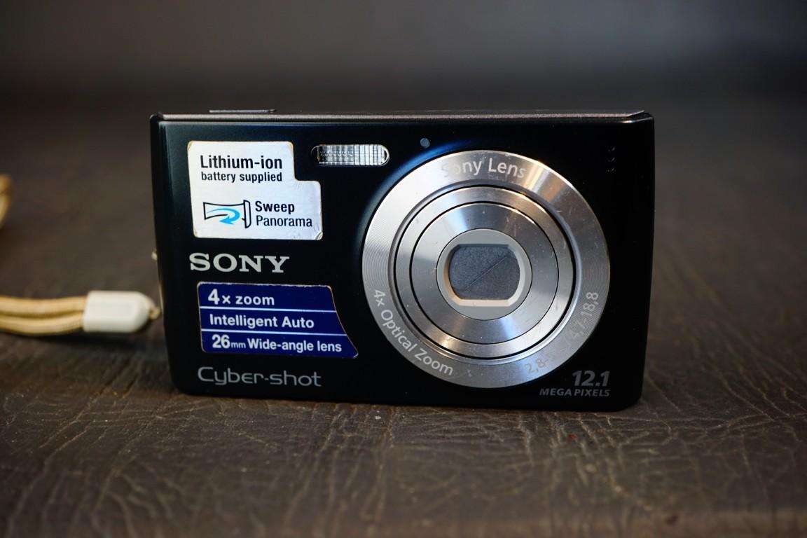 Sony CyberShot DSC-W510 12.1MP Compact Digital Camera **Good Condition**