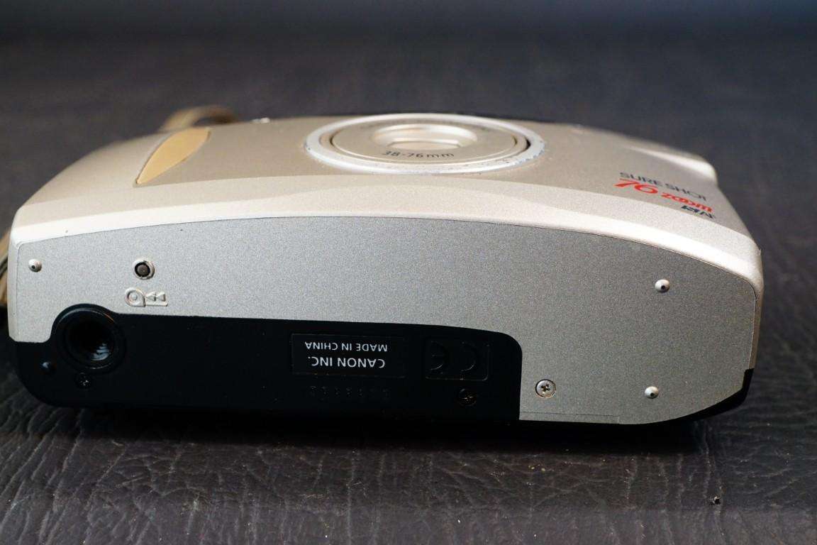 Canon Sure Shot 76 Zoom Point and Shoot AF Film Camera with 38-78mm Zoom Lens **Good Condition**