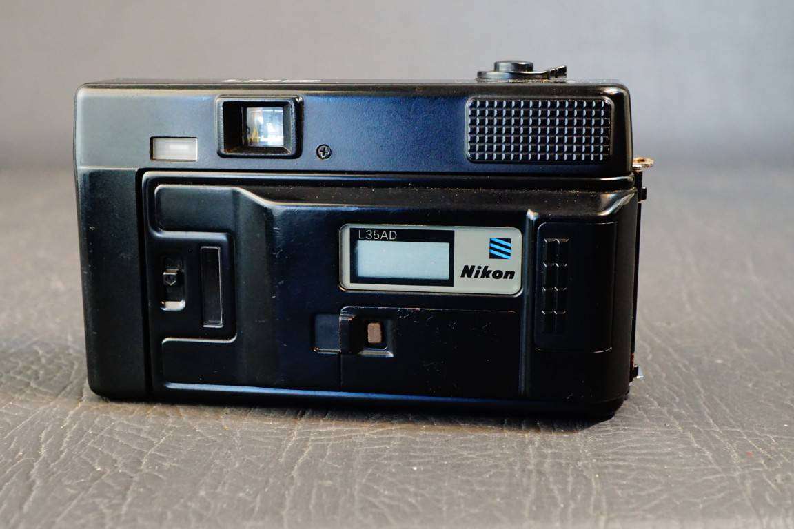 Nikon L35AD ISO1000 35mm Film Point & Shoot Camera with 35mm F2.8 Lens **Good Condition**