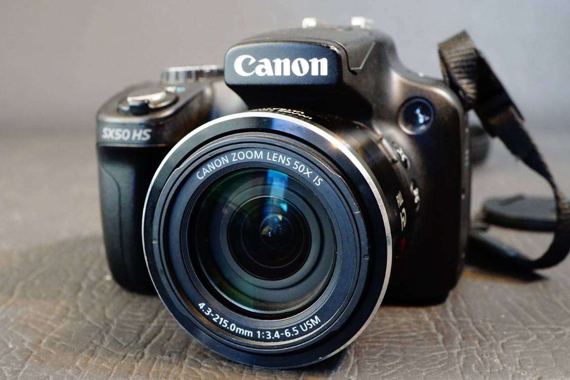 Canon PowerShot SX50 HS 12.1MP Digital Camera with 50x Optical Zoom  **Great Condition**