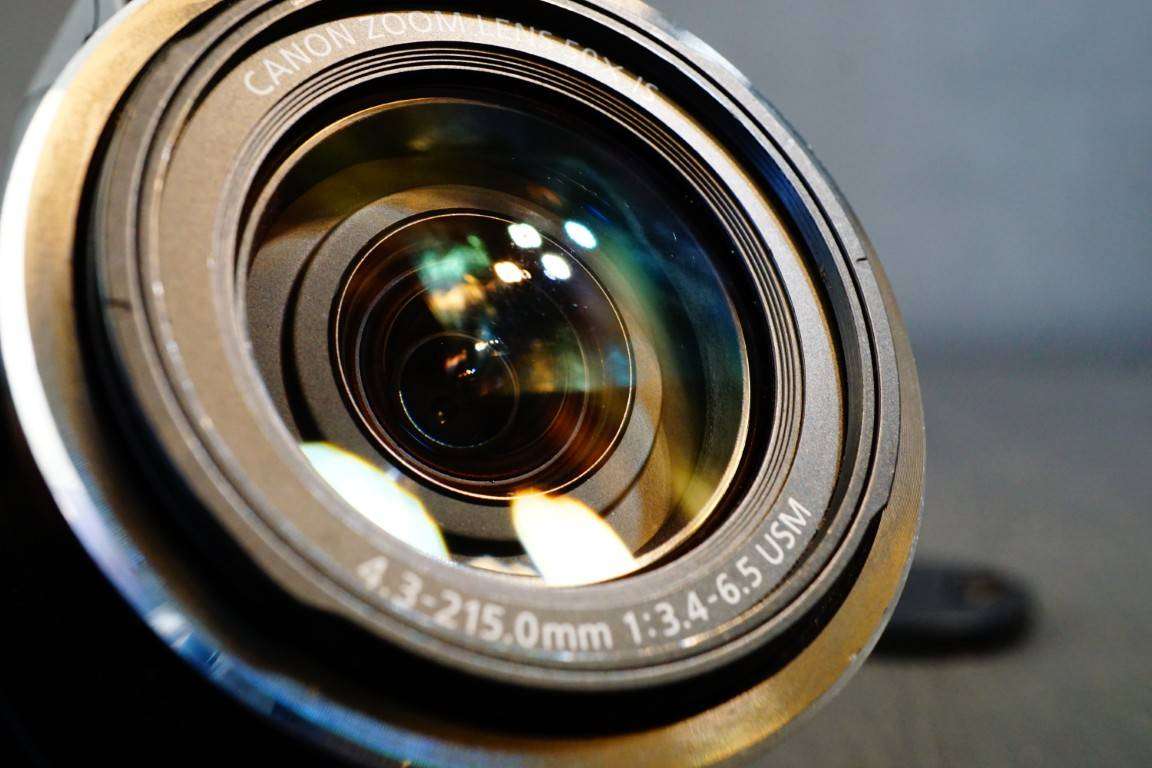 Canon PowerShot SX50 HS 12.1MP Digital Camera with 50x Optical Zoom  **Great Condition**