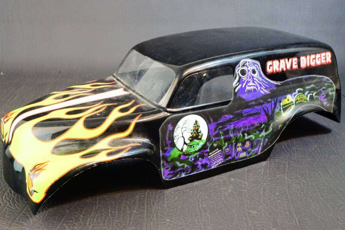 Parma 10165P Painted Grave Digger Body with Decals for 1:10 RC Cars