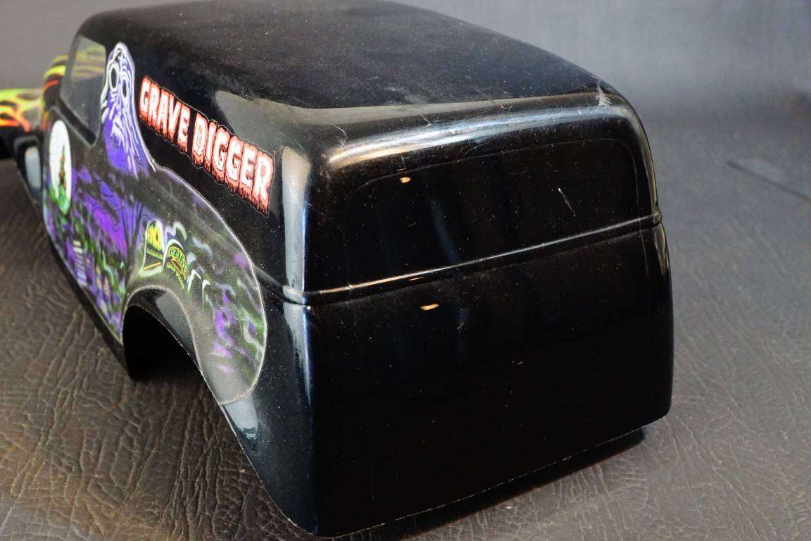 Parma 10165P Painted Grave Digger Body with Decals for 1:10 RC Cars
