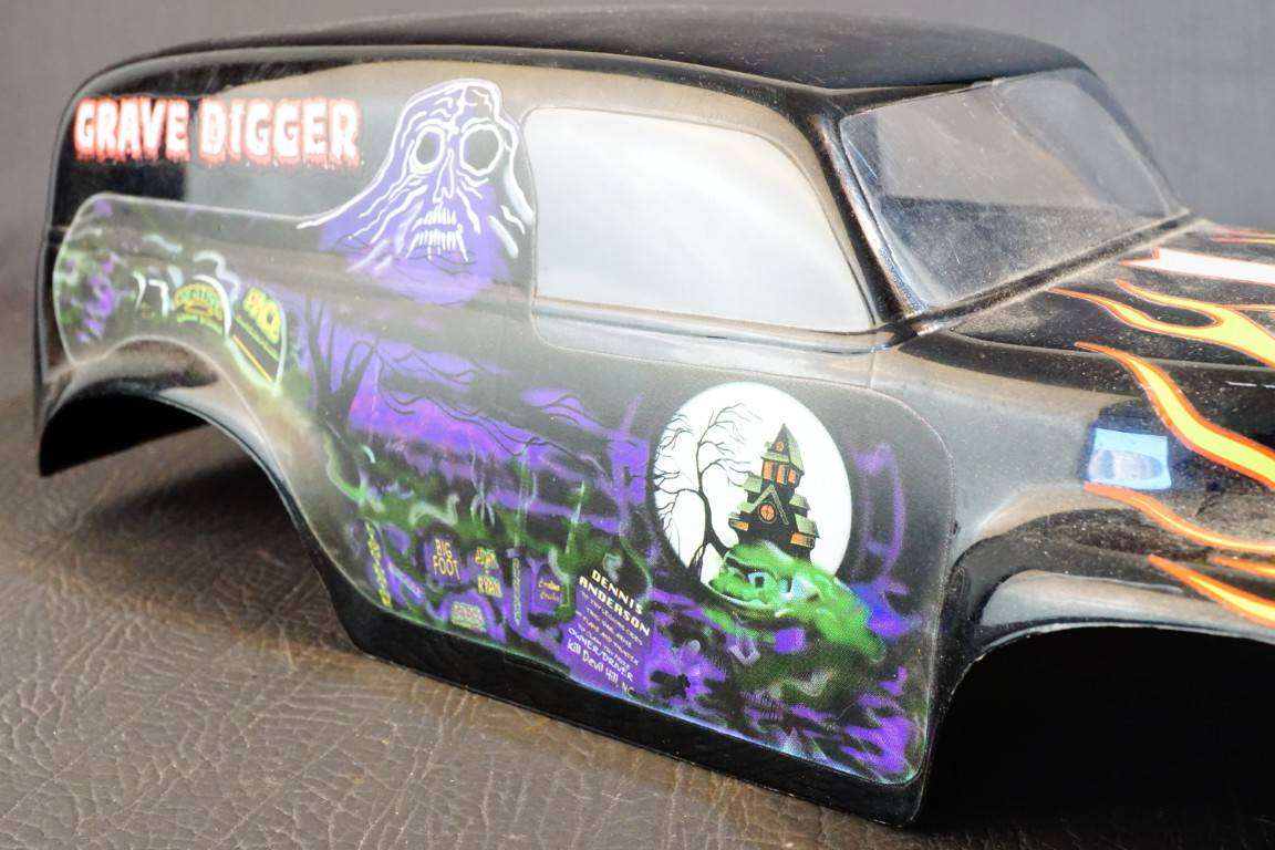 Parma 10165P Painted Grave Digger Body with Decals for 1:10 RC Cars