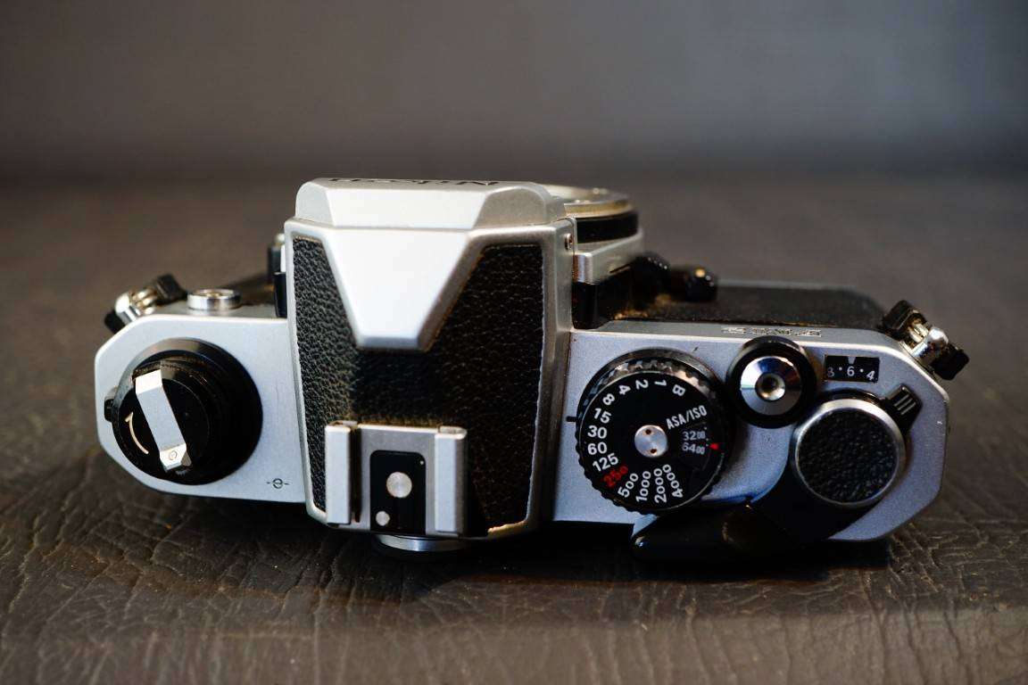 Nikon FM2 FM2N Silver 35mm SLR Film Camera Body **Great Condition**