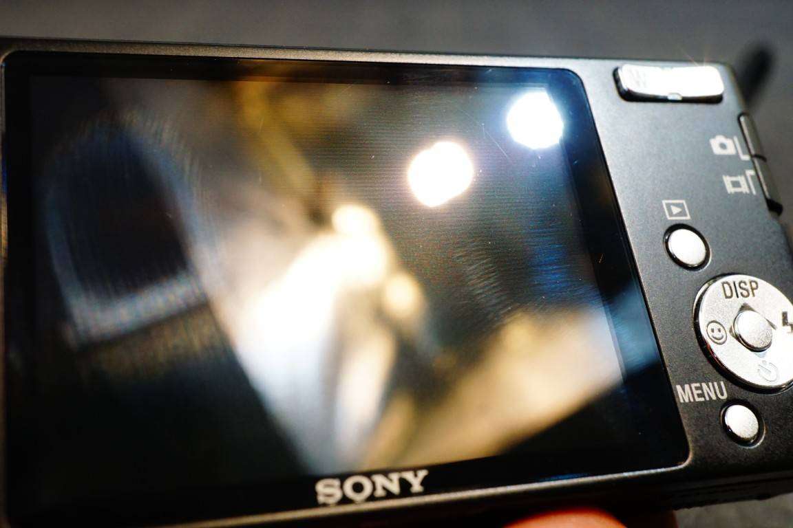 Sony Cyber-shot DSC-W320 14.1MP Compact Digital Camera with 3x Optical Zoom **Great Condition**