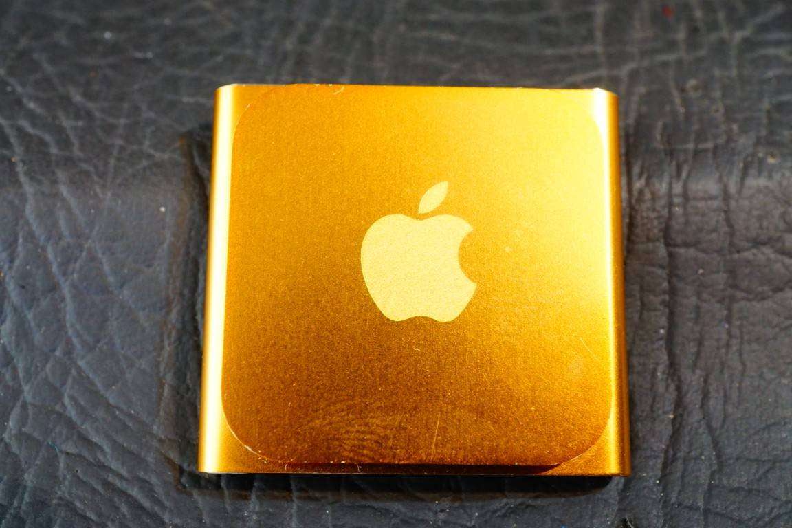 Apple iPod nano 6th Generation 8GB Orange **Great Condition**