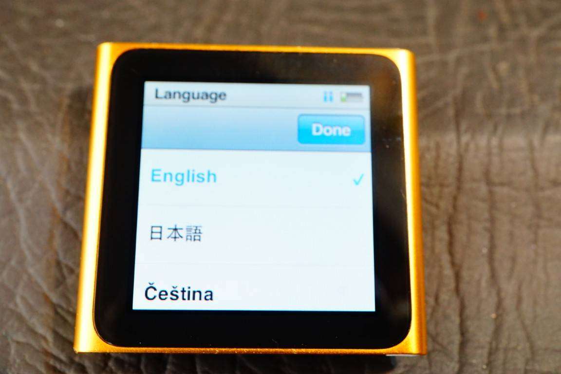 Apple iPod nano 6th Generation 8GB Orange **Great Condition**