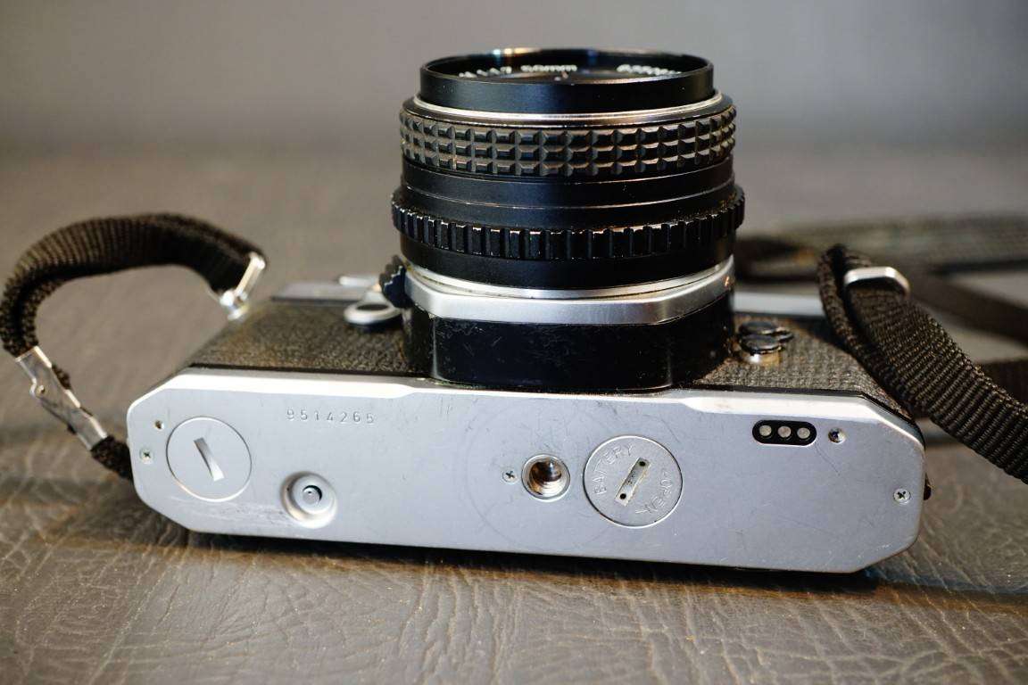 Pentax MX 35mm SLR Film Camera with Pentax 50mm F1.7 Lens  **Great Condition**