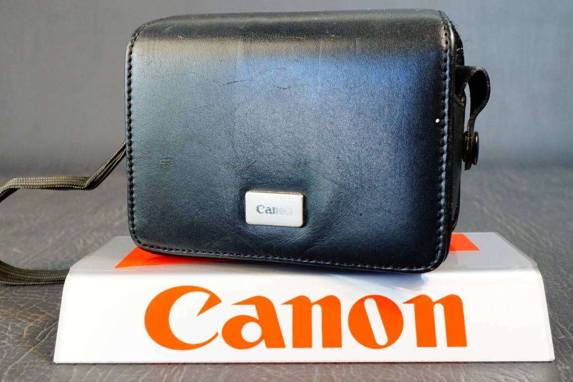 Canon PowerShot G12 10.0MP Compact Digital Digital Camera with 5X Zoom Lens **Great Condition**