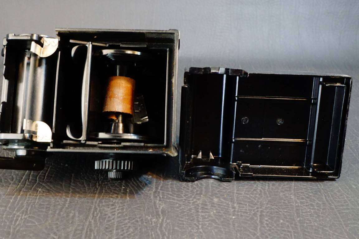Genuine Agfa Rondinax 60 Daylight Development Box for 6x6 and 6x9 Roll Films **Great Condition**