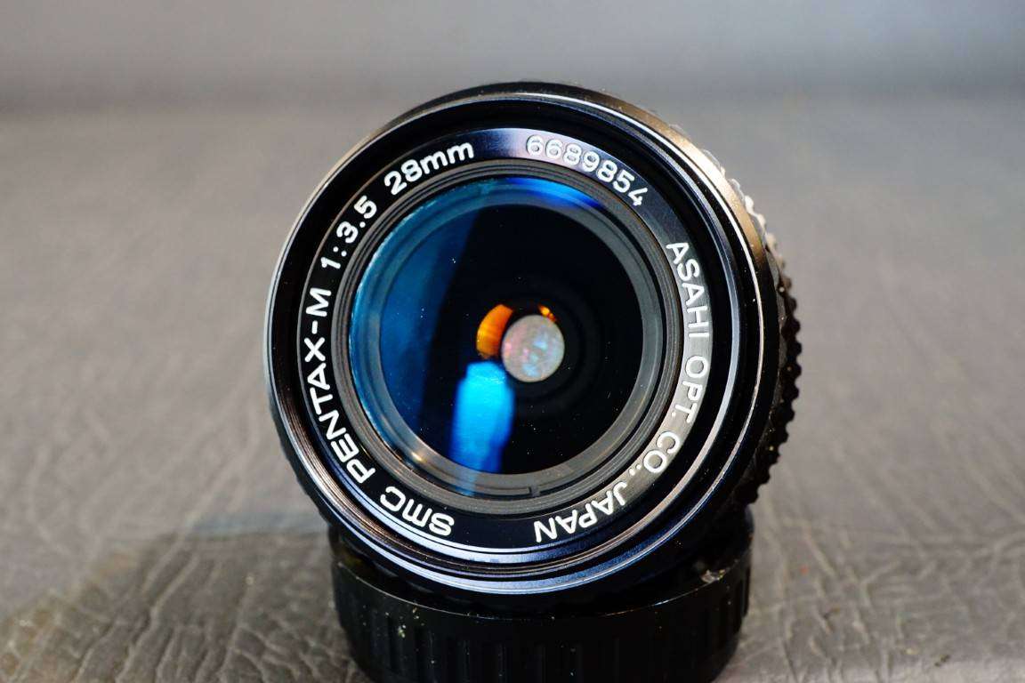 Asahi SMC Pentax M 28mm F3.5 lens in Pentax K Mount **Great Condition**