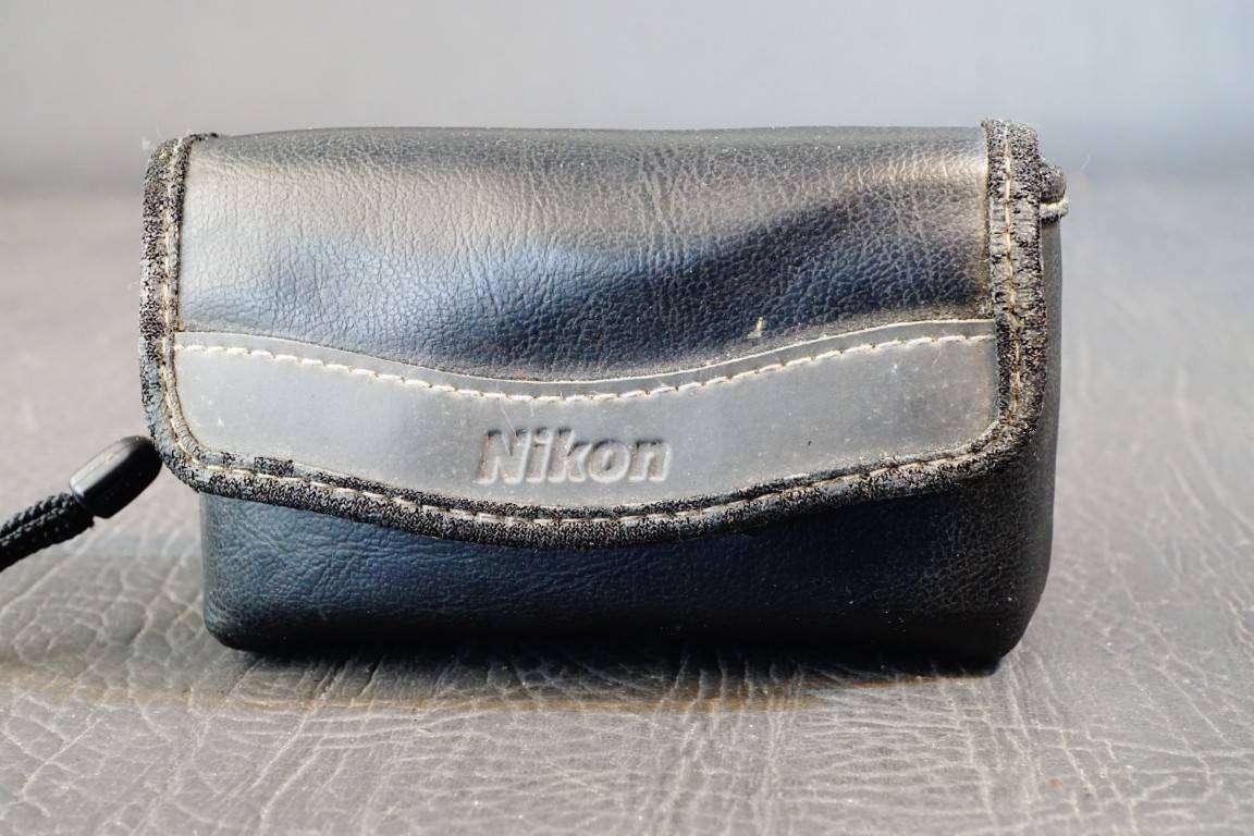 Nikon AF600 35mm Point and Shoot AF Film Camera with 28mm F3.5 Prime Lens **Great Condition**