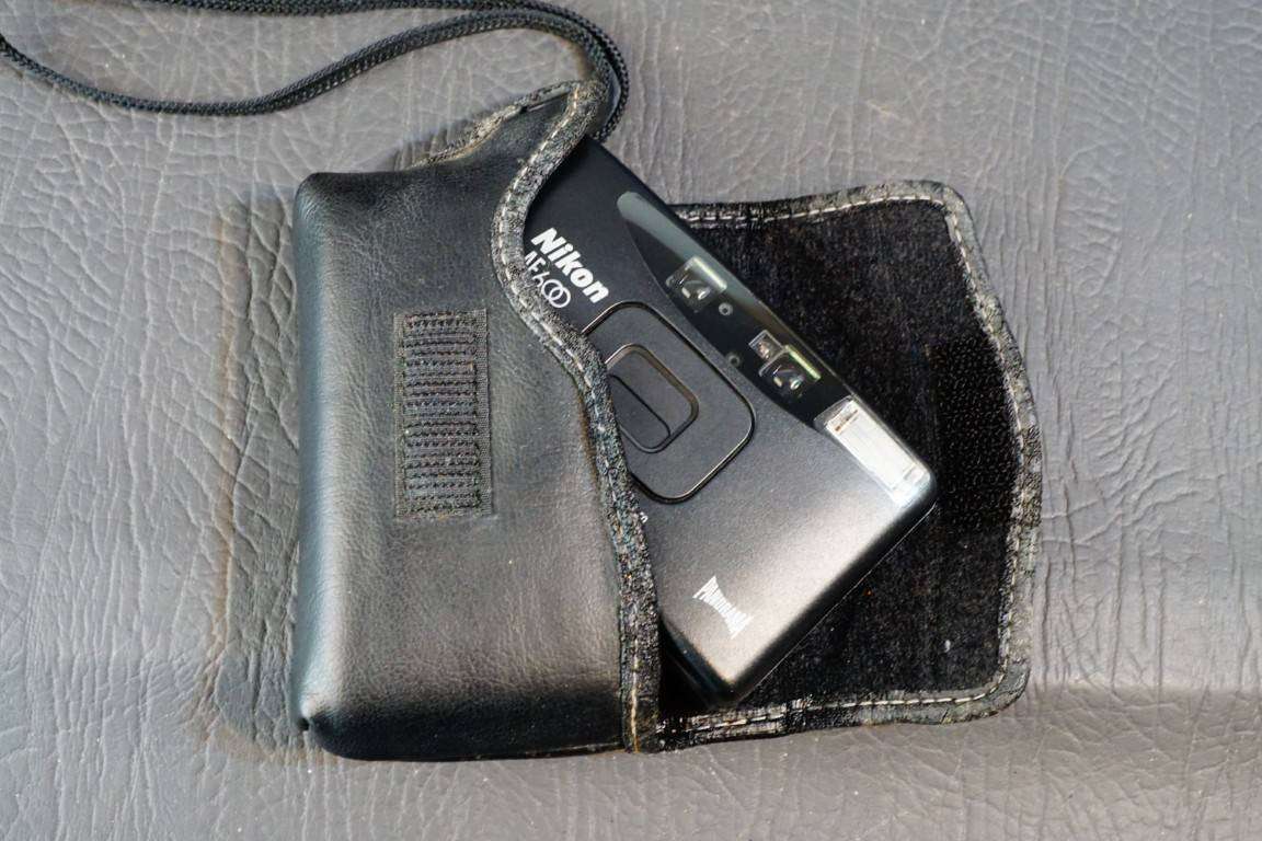 Nikon AF600 35mm Point and Shoot AF Film Camera with 28mm F3.5 Prime Lens **Great Condition**