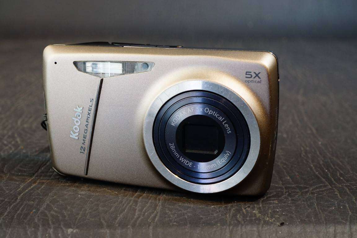 Kodak EasyShare M550 12.3MP Compact Digital Camera **Good Condition**