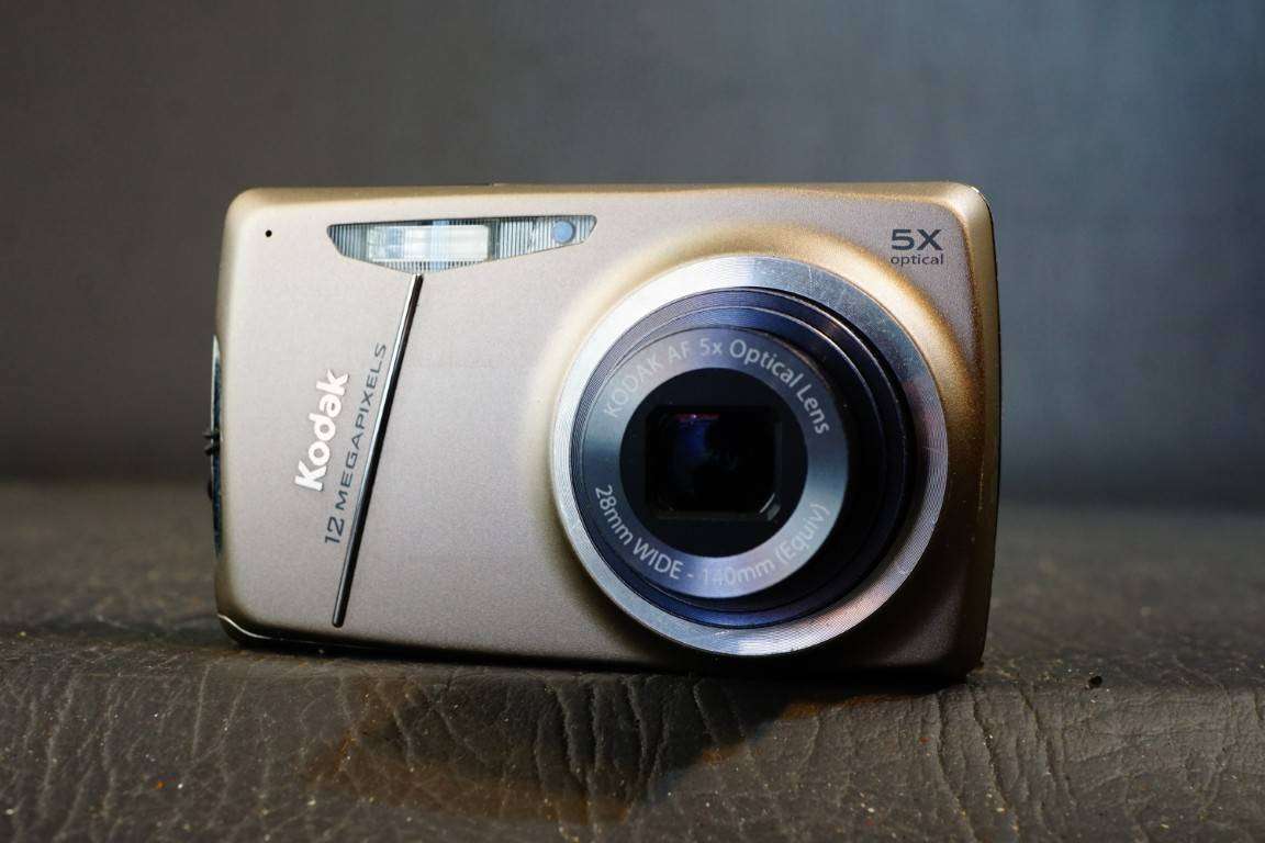 Kodak EasyShare M550 12.3MP Compact Digital Camera **Good Condition**