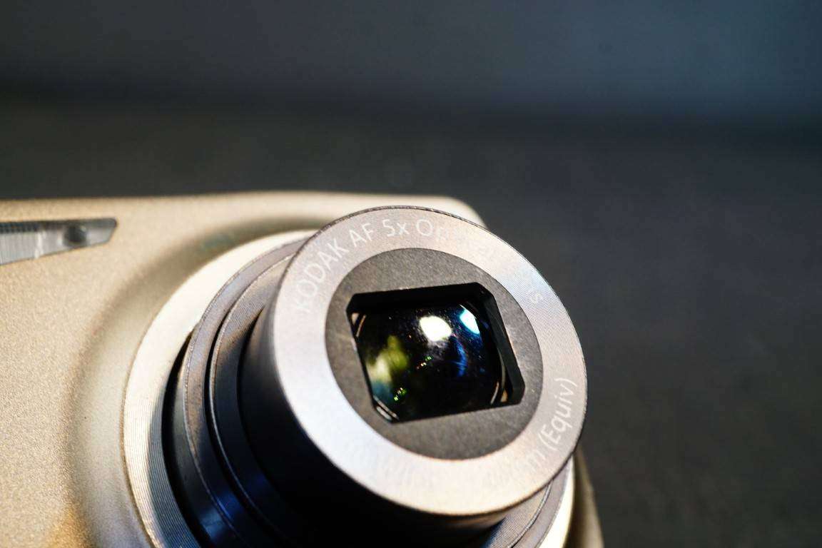 Kodak EasyShare M550 12.3MP Compact Digital Camera **Good Condition**