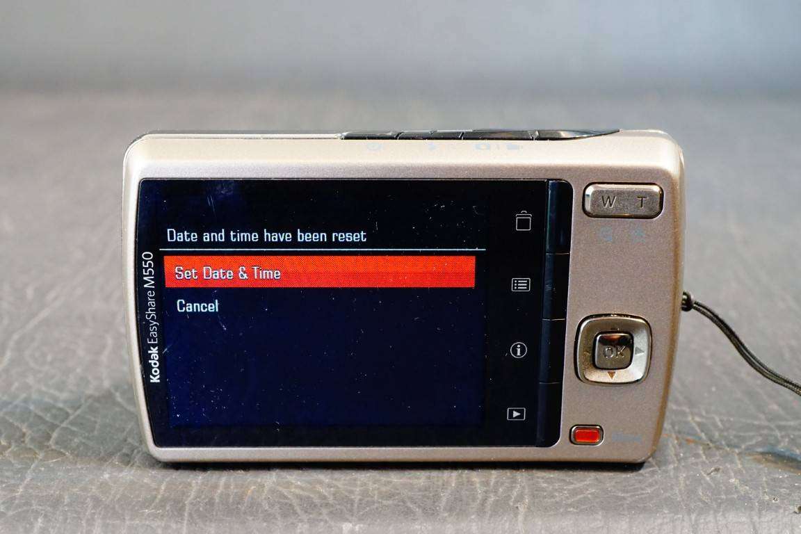 Kodak EasyShare M550 12.3MP Compact Digital Camera **Good Condition**