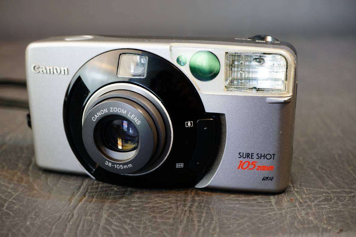 Canon Sure Shot 105 Zoom Point and Shoot AF Film Camera with 38-105mm Zoom Lens  **Great Condition**