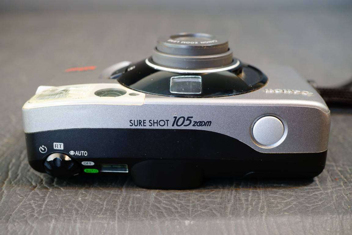 Canon Sure Shot 105 Zoom Point and Shoot AF Film Camera with 38-105mm Zoom Lens  **Great Condition**
