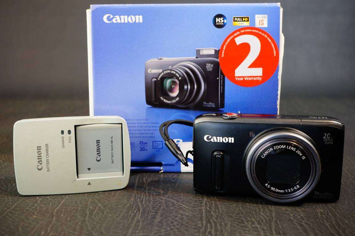 Canon PowerShot SX240 HS 12.1MP Compact Digital Camera with 20X Zoom Lens