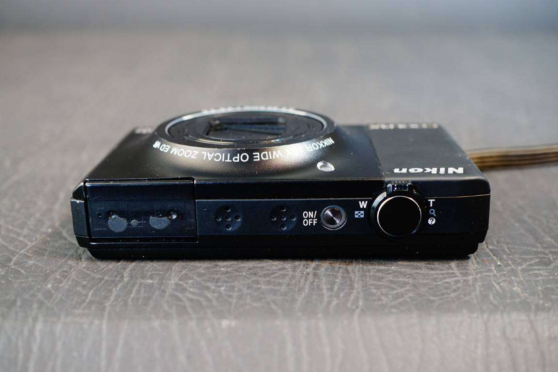 Nikon COOLPIX S8000 14.2MP Compact Digital Camera **Good Condition**