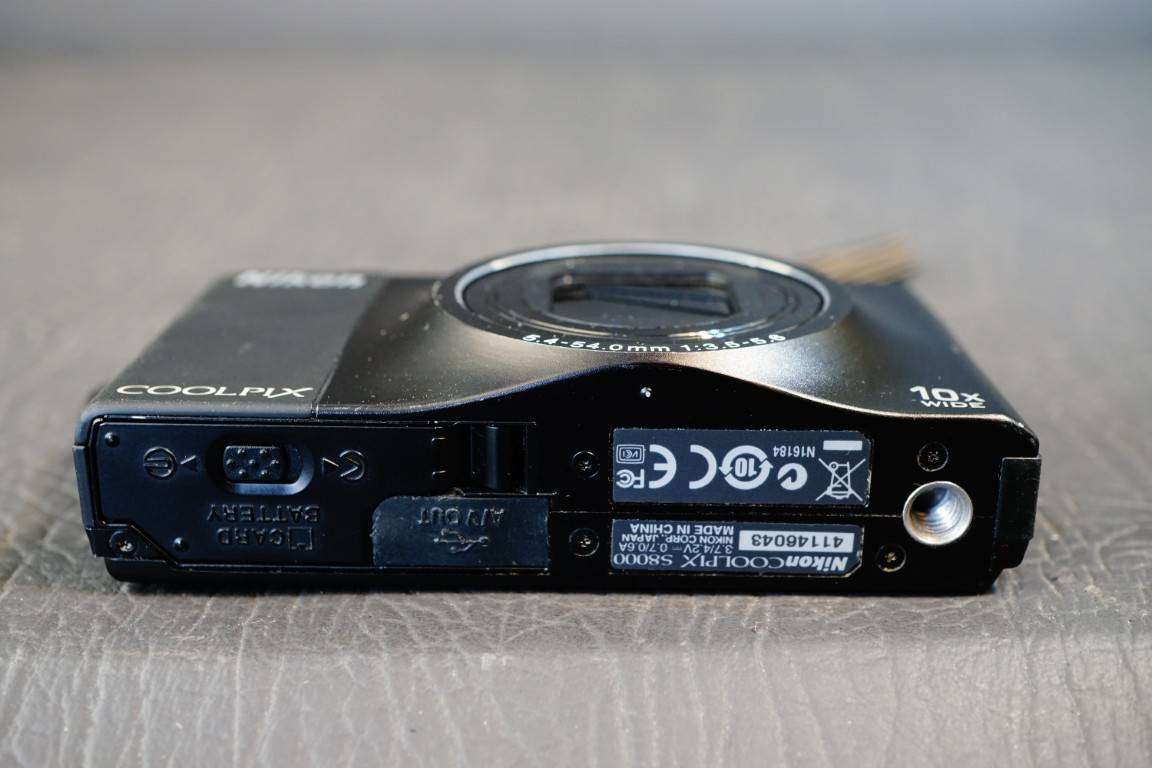 Nikon COOLPIX S8000 14.2MP Compact Digital Camera **Good Condition**