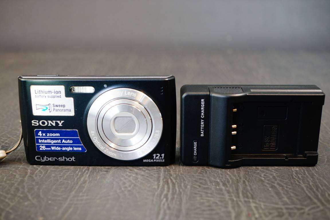Sony CyberShot DSC-W510 12.1MP Compact Digital Camera **Good Condition**