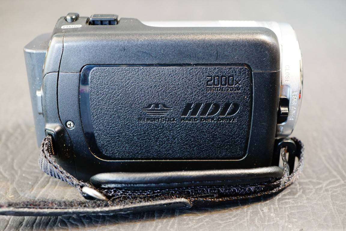 Sony Handycam DCR-SR37 Camcorder with 60GB HDD **Great Condition*