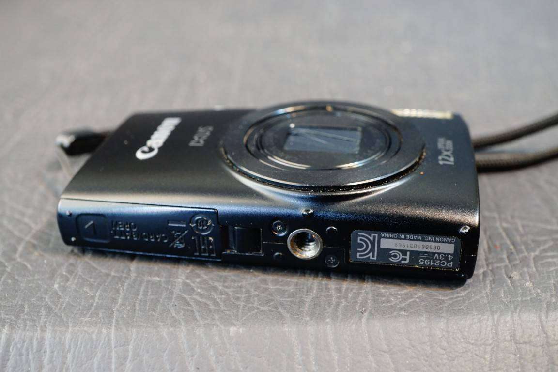 Canon IXUS 170 20.2MP Compact Digital Digital Camera with 12X Zoom Lens **Good Condition**