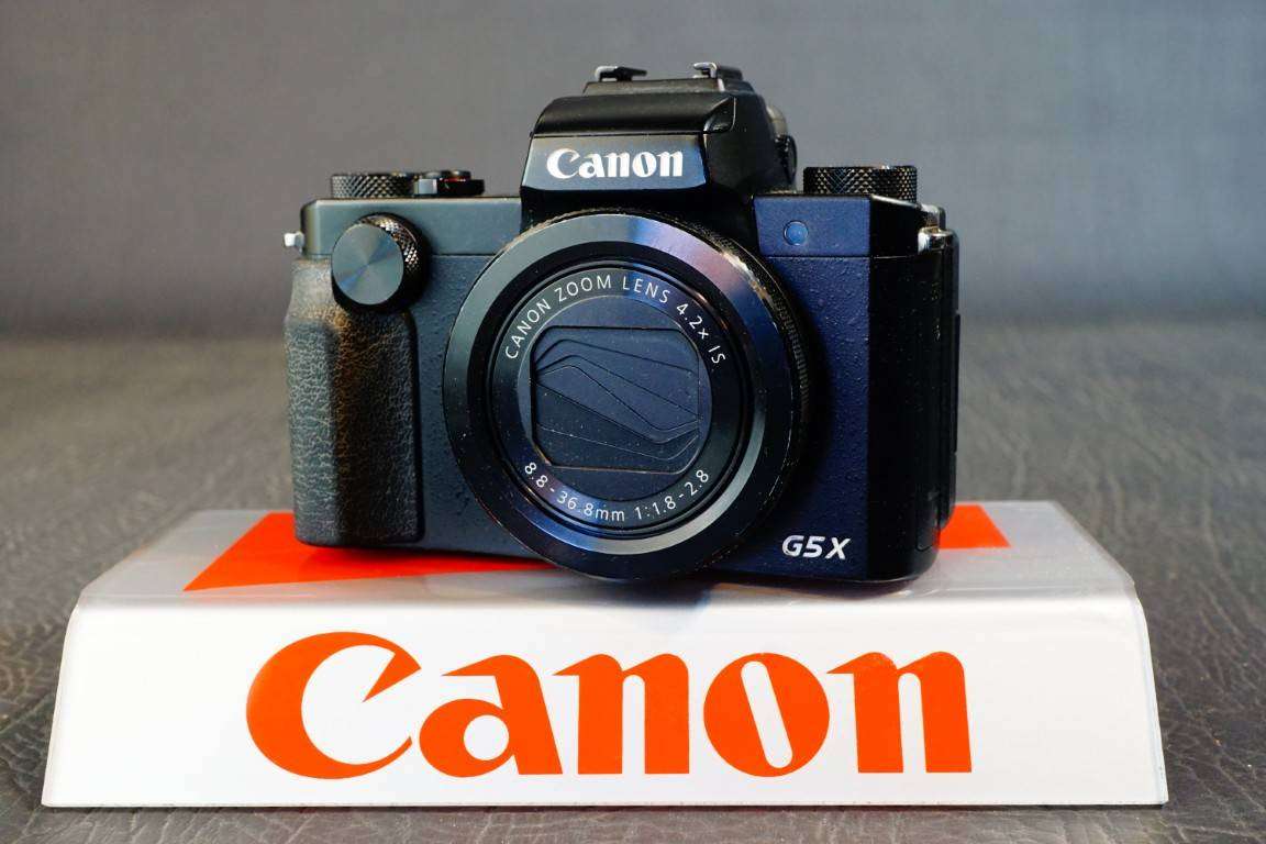 Canon PowerShot G5X Compact Digital Camera 20.2MP with 5x Optical Zoom  **Great Condition**