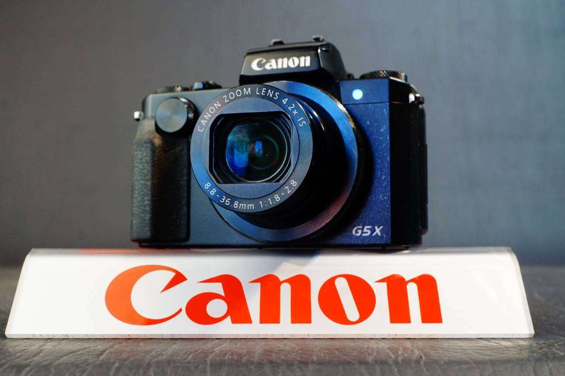 Canon PowerShot G5X Compact Digital Camera 20.2MP with 5x Optical Zoom  **Great Condition**