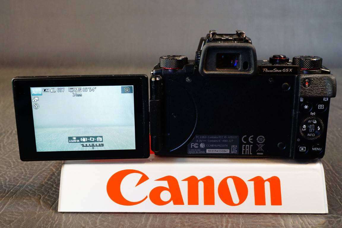 Canon PowerShot G5X Compact Digital Camera 20.2MP with 5x Optical Zoom  **Great Condition**