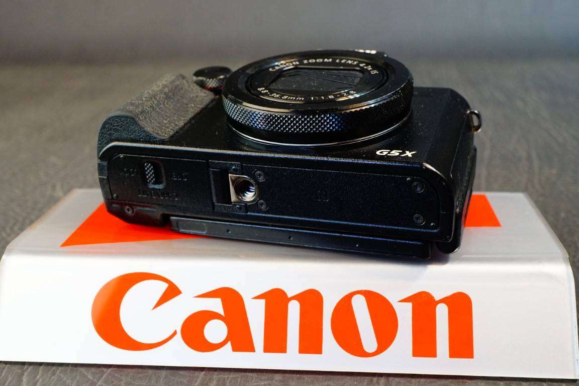 Canon PowerShot G5X Compact Digital Camera 20.2MP with 5x Optical Zoom  **Great Condition**